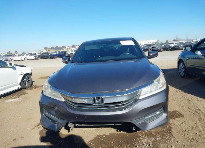 Photo 6 of 2017 Honda Accord SPORT SE (VIN 1HGCR2F1XHA033688)