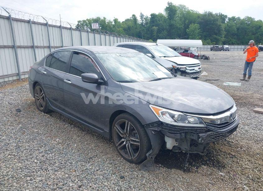 2017 Honda Accord SPORT SE (VIN 1HGCR2F1XHA075066) main photo