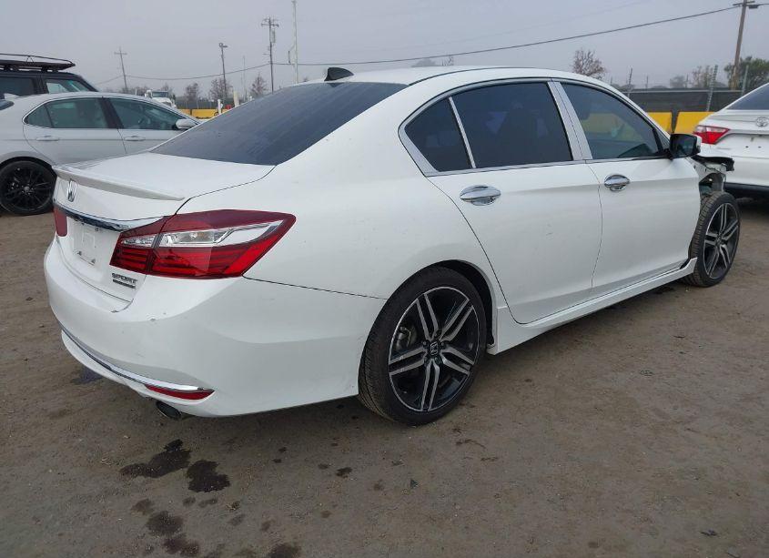 Photo 4 of 2017 Honda Accord SPORT SE (VIN 1HGCR2F1XHA076847)