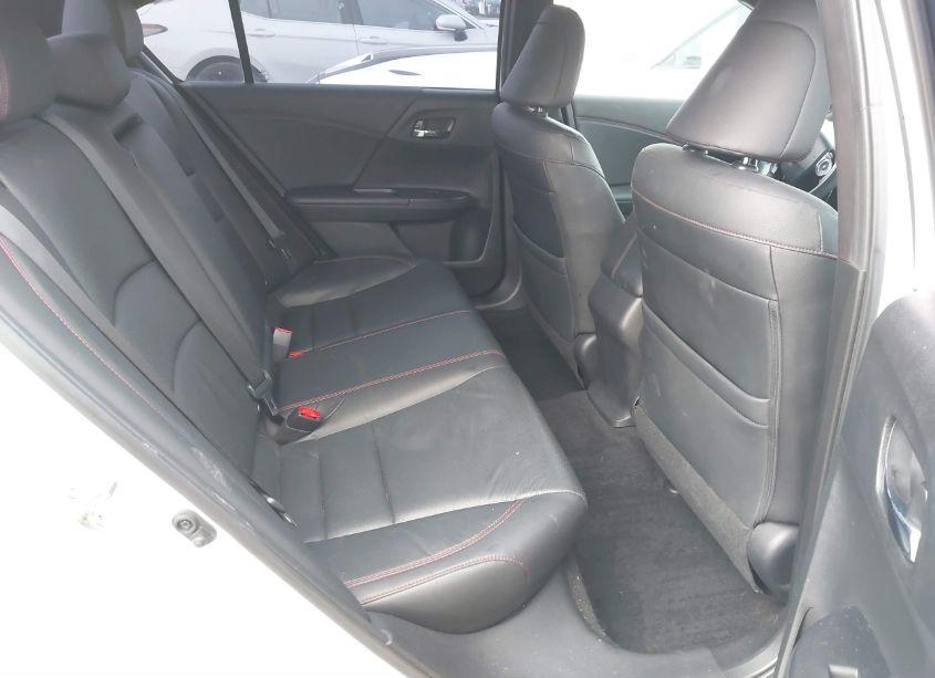 Photo 8 of 2017 Honda Accord SPORT SE (VIN 1HGCR2F1XHA076847)