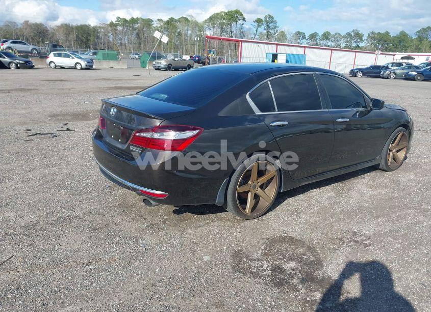 Photo 4 of 2017 Honda Accord SPORT SE (VIN 1HGCR2F1XHA145326)