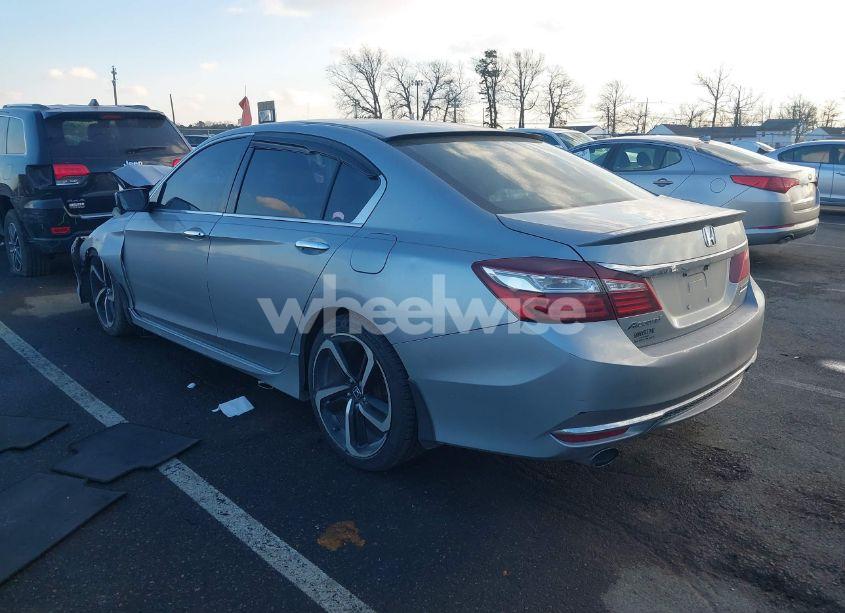 Photo 3 of 2017 Honda Accord SPORT SE (VIN 1HGCR2F1XHA237259)
