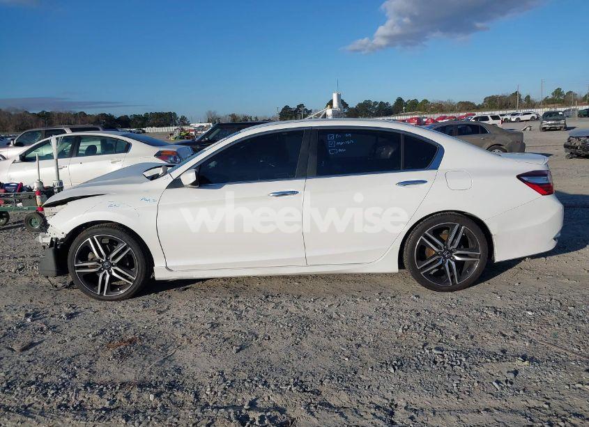 Photo 14 of 2017 Honda Accord SPORT SE (VIN 1HGCR2F1XHA300134)