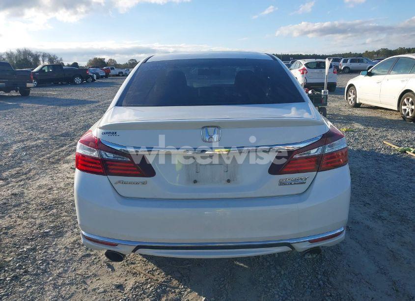 Photo 16 of 2017 Honda Accord SPORT SE (VIN 1HGCR2F1XHA300134)