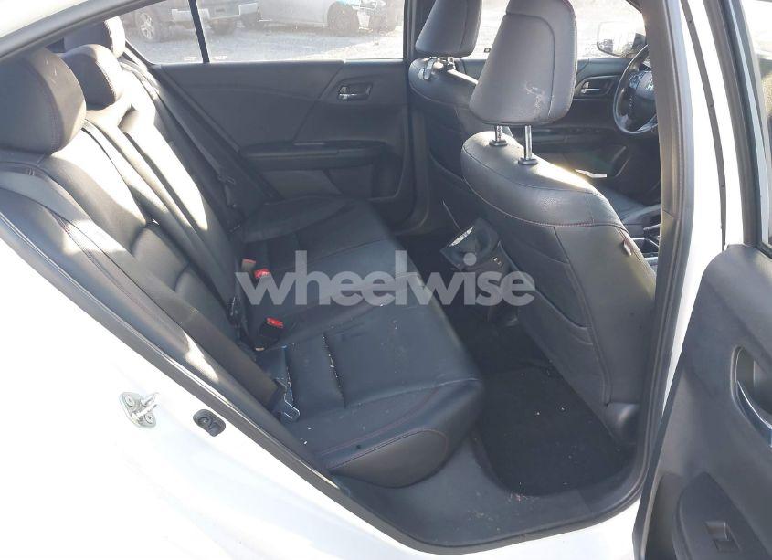 Photo 8 of 2017 Honda Accord SPORT SE (VIN 1HGCR2F1XHA300134)