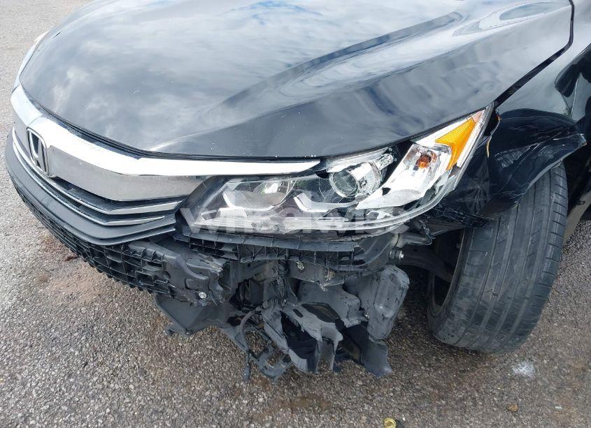 Photo 6 of 2017 Honda Accord SPORT SE (VIN 1HGCR2F1XHA303776)