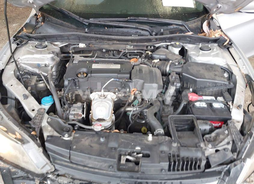 Photo 10 of 2013 Honda Accord LX (VIN 1HGCR2F30DA007502)