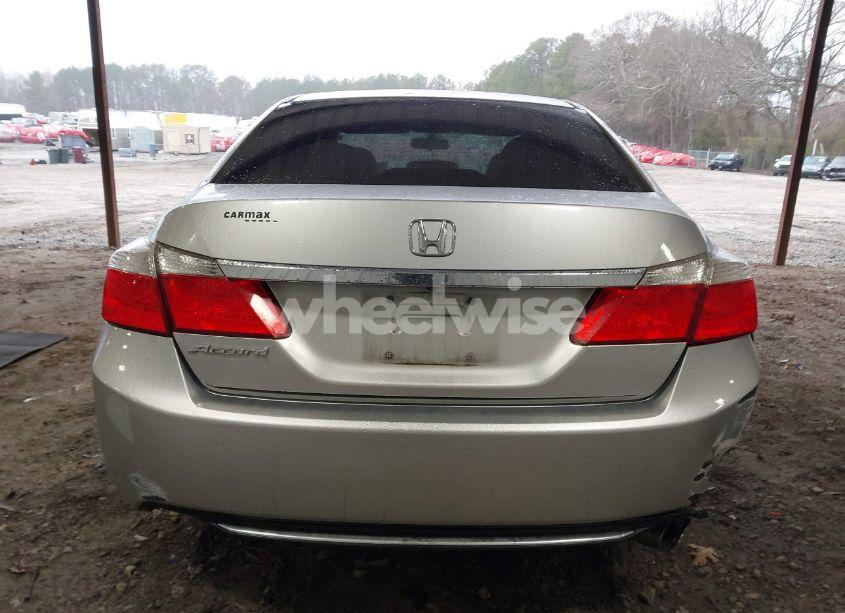 Photo 16 of 2013 Honda Accord LX (VIN 1HGCR2F30DA007502)