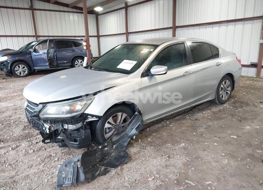 Photo 2 of 2013 Honda Accord LX (VIN 1HGCR2F30DA007502)