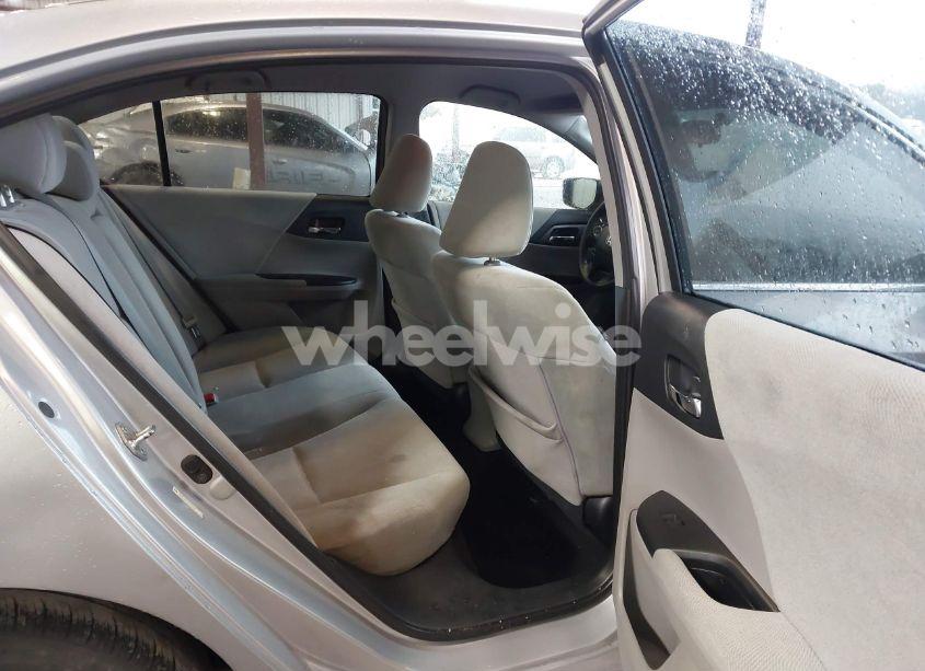 Photo 8 of 2013 Honda Accord LX (VIN 1HGCR2F30DA007502)