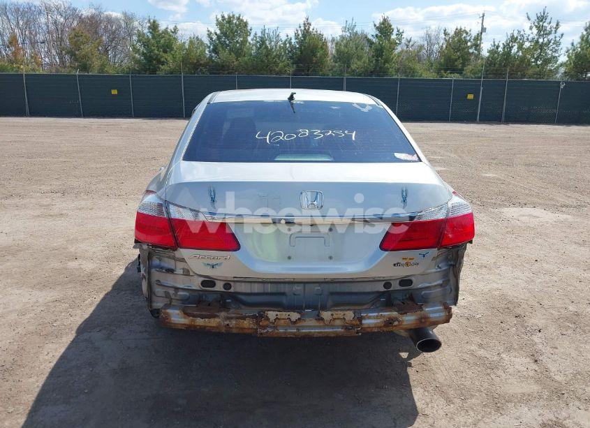 Photo 17 of 2013 Honda Accord LX (VIN 1HGCR2F30DA010304)