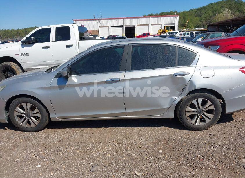 Photo 12 of 2013 Honda Accord LX (VIN 1HGCR2F30DA051113)