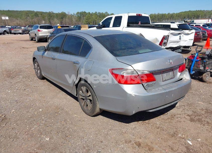 Photo 3 of 2013 Honda Accord LX (VIN 1HGCR2F30DA051113)