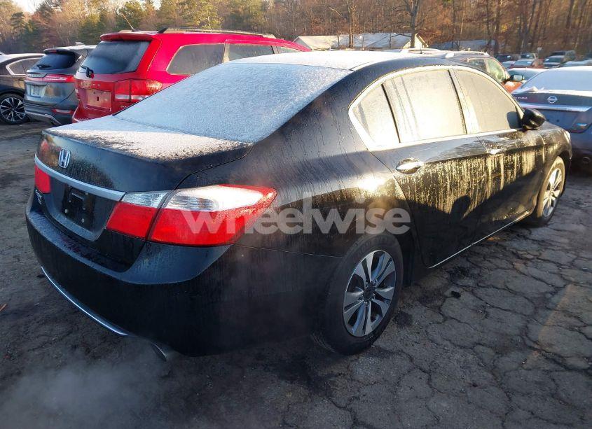 Photo 4 of 2013 Honda Accord LX (VIN 1HGCR2F30DA072320)