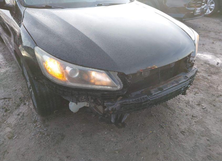 Photo 18 of 2013 Honda Accord LX (VIN 1HGCR2F30DA100245)