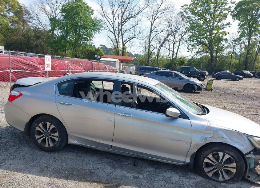 Photo 13 of 2013 Honda Accord LX (VIN 1HGCR2F30DA102805)