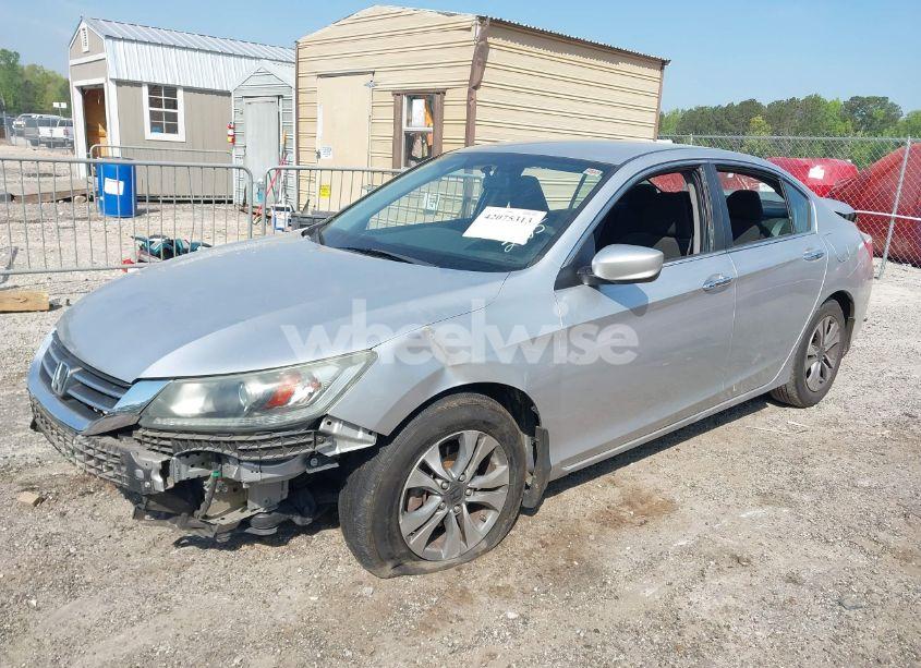 Photo 2 of 2013 Honda Accord LX (VIN 1HGCR2F30DA102805)