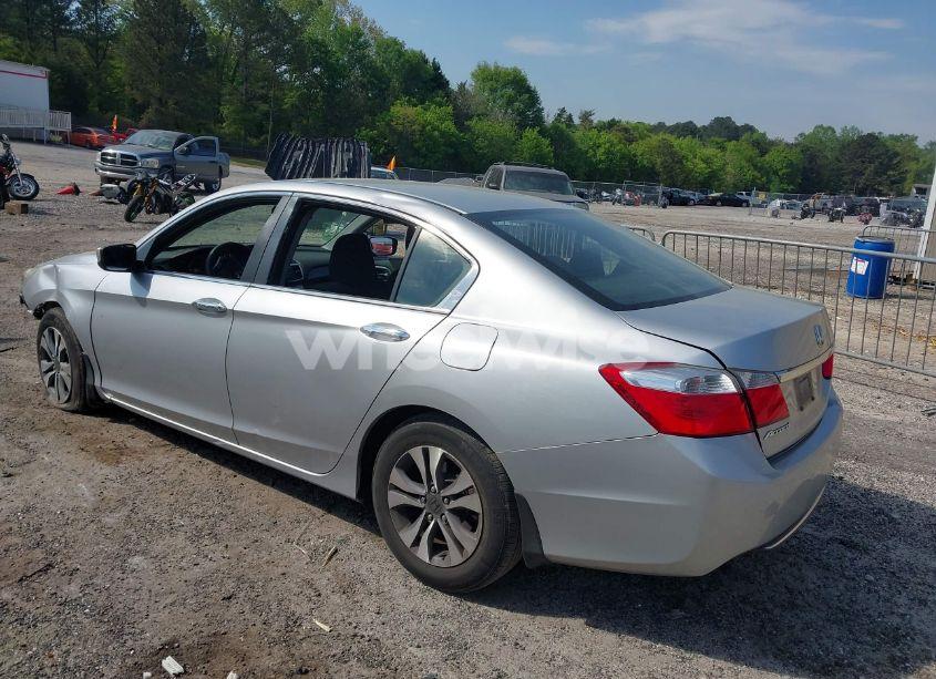 Photo 3 of 2013 Honda Accord LX (VIN 1HGCR2F30DA102805)