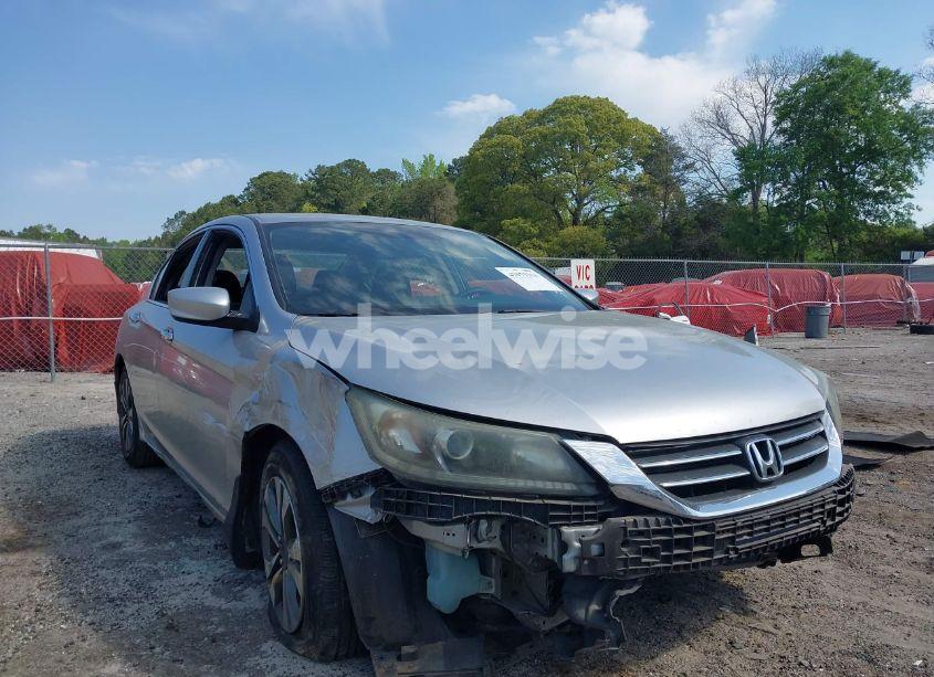 Photo 6 of 2013 Honda Accord LX (VIN 1HGCR2F30DA102805)