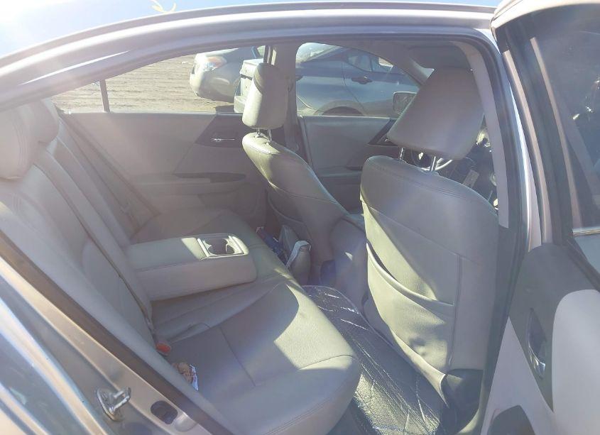 Photo 8 of 2013 Honda Accord LX (VIN 1HGCR2F30DA124786)