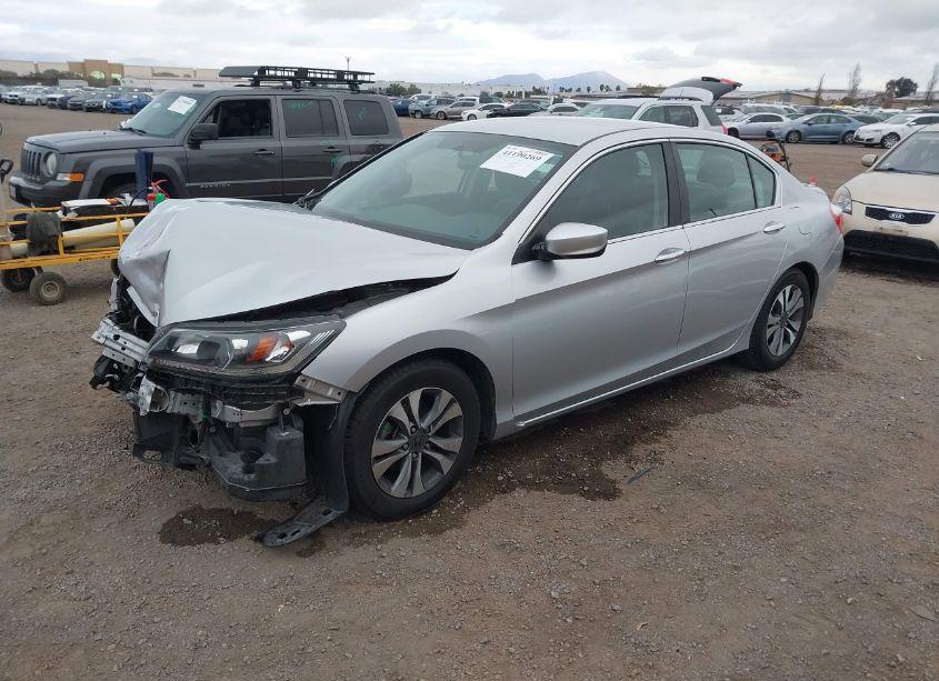 Photo 2 of 2013 Honda Accord LX (VIN 1HGCR2F30DA126263)