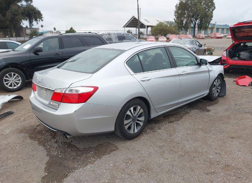 Photo 4 of 2013 Honda Accord LX (VIN 1HGCR2F30DA126263)