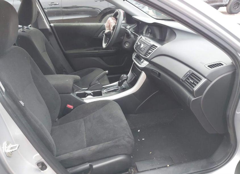 Photo 5 of 2013 Honda Accord LX (VIN 1HGCR2F30DA126263)