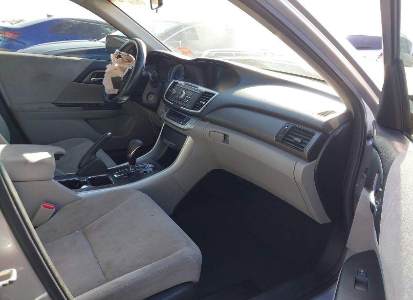 Photo 5 of 2013 Honda Accord LX (VIN 1HGCR2F30DA126747)