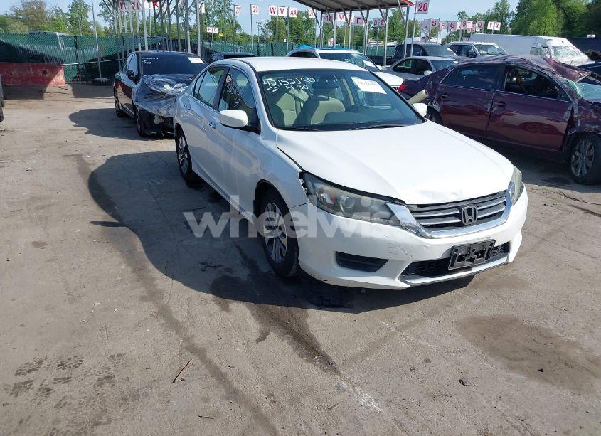 2013 Honda Accord LX (VIN 1HGCR2F30DA133200) main photo
