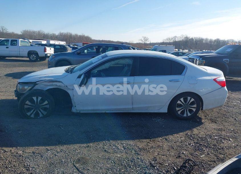 Photo 15 of 2013 Honda Accord LX (VIN 1HGCR2F30DA138378)