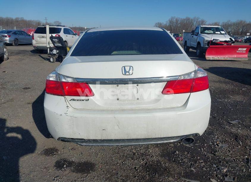 Photo 17 of 2013 Honda Accord LX (VIN 1HGCR2F30DA138378)