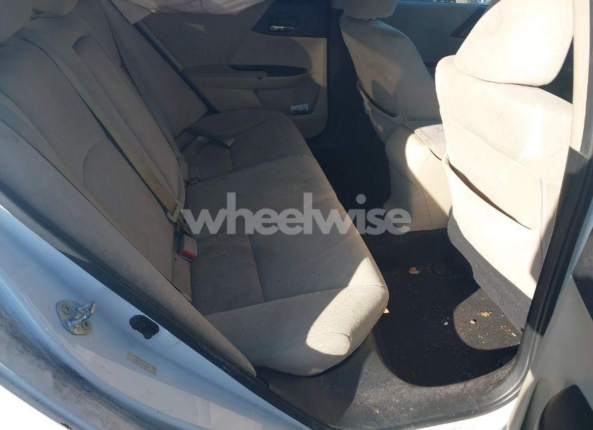 Photo 8 of 2013 Honda Accord LX (VIN 1HGCR2F30DA138378)