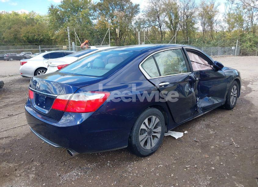Photo 4 of 2013 Honda Accord LX (VIN 1HGCR2F30DA151647)