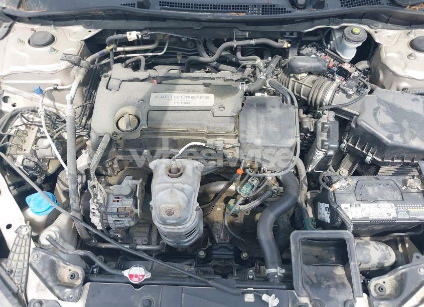 Photo 10 of 2013 Honda Accord LX (VIN 1HGCR2F30DA155567)