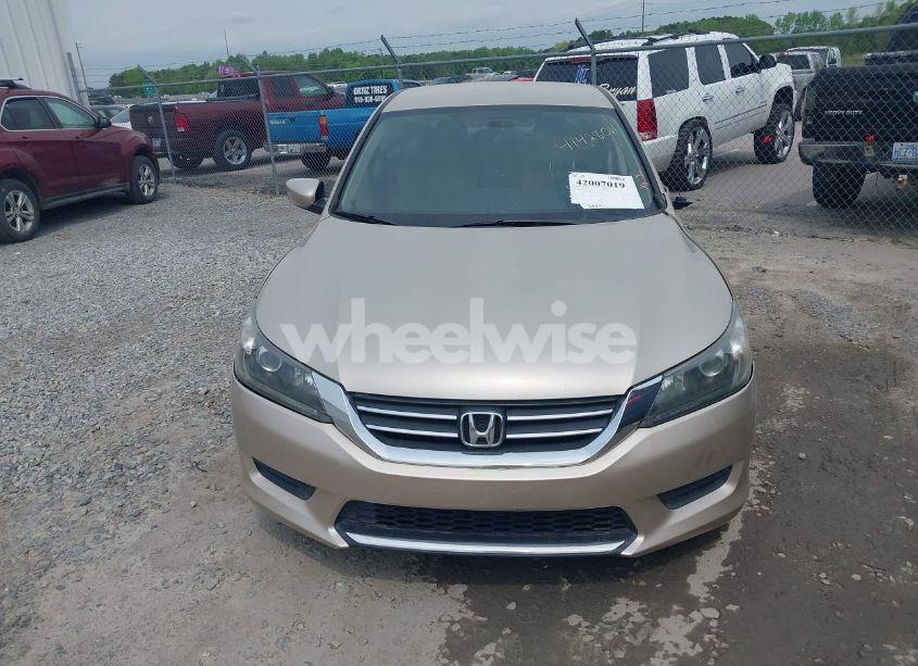 Photo 12 of 2013 Honda Accord LX (VIN 1HGCR2F30DA155567)