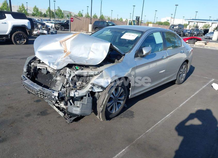 Photo 2 of 2013 Honda Accord LX (VIN 1HGCR2F30DA191338)