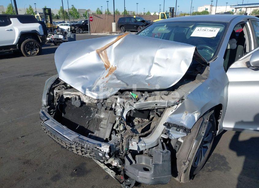 Photo 6 of 2013 Honda Accord LX (VIN 1HGCR2F30DA191338)