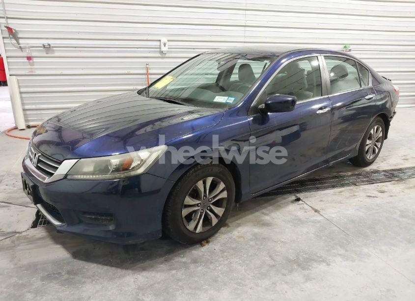 Photo 2 of 2013 Honda Accord LX (VIN 1HGCR2F30DA210776)
