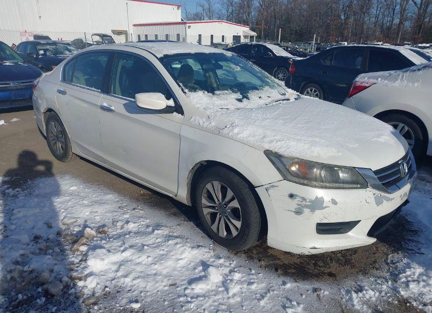 2013 Honda Accord LX (VIN 1HGCR2F30DA217307) main photo