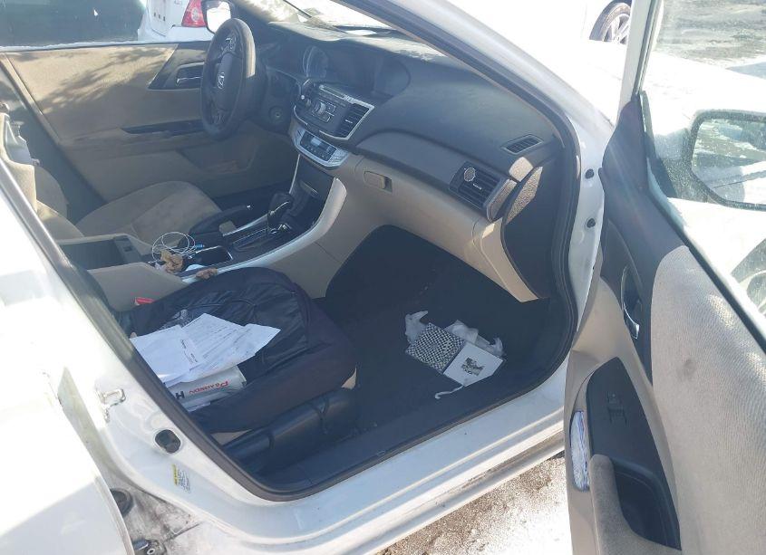 Photo 5 of 2013 Honda Accord LX (VIN 1HGCR2F30DA217307)