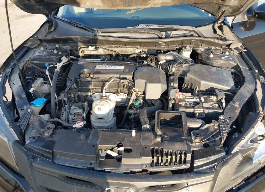 Photo 10 of 2013 Honda Accord LX (VIN 1HGCR2F30DA219073)