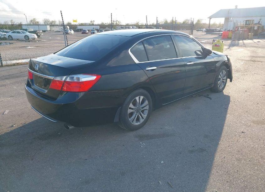 Photo 4 of 2013 Honda Accord LX (VIN 1HGCR2F30DA219073)