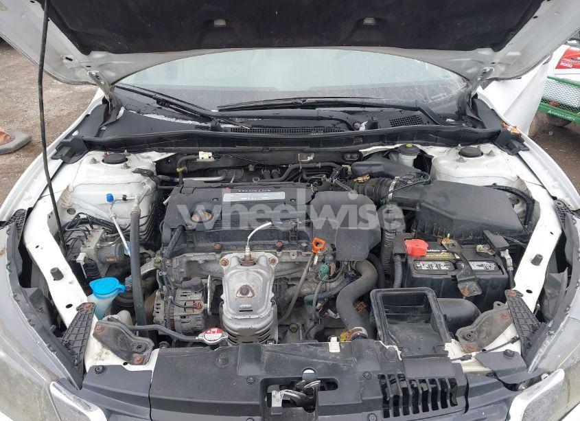 Photo 10 of 2013 Honda Accord LX (VIN 1HGCR2F30DA226539)