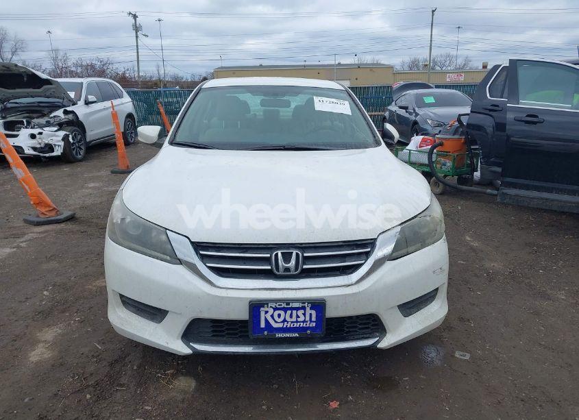 Photo 12 of 2013 Honda Accord LX (VIN 1HGCR2F30DA226539)