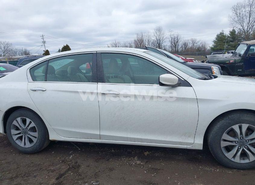 Photo 13 of 2013 Honda Accord LX (VIN 1HGCR2F30DA226539)