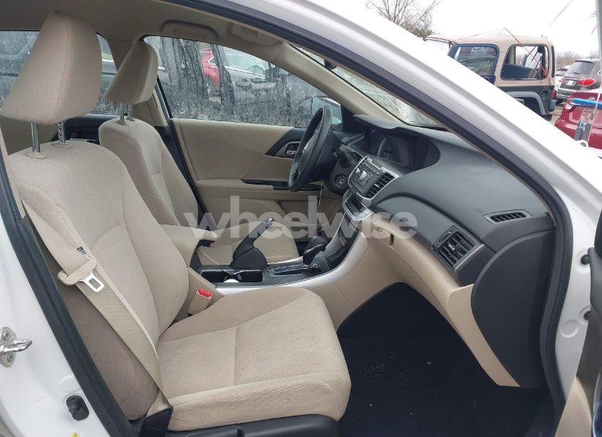 Photo 5 of 2013 Honda Accord LX (VIN 1HGCR2F30DA226539)