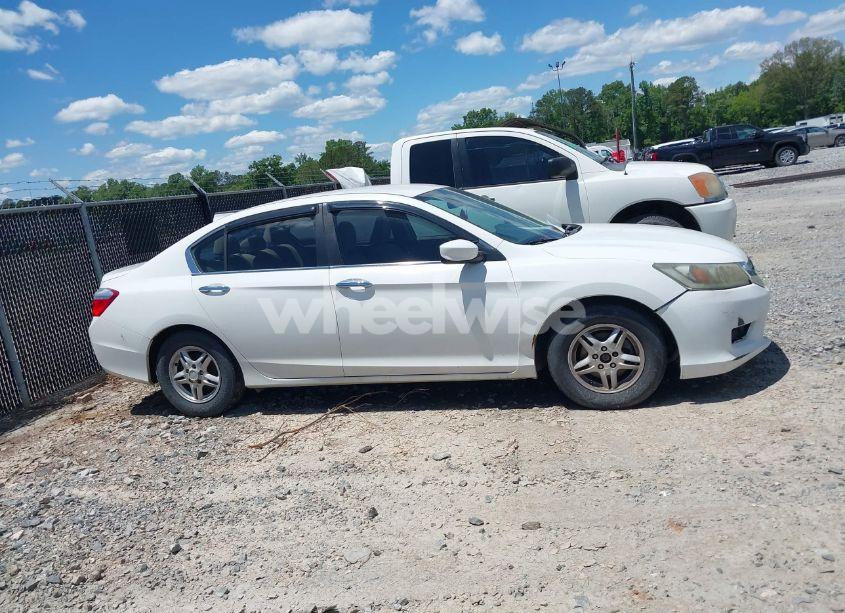 Photo 13 of 2013 Honda Accord LX (VIN 1HGCR2F30DA244667)