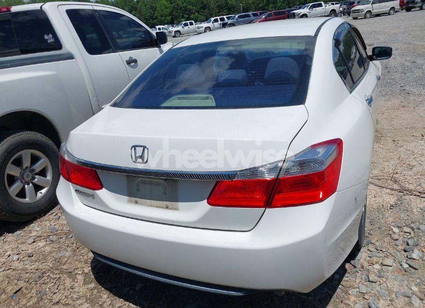 Photo 16 of 2013 Honda Accord LX (VIN 1HGCR2F30DA244667)