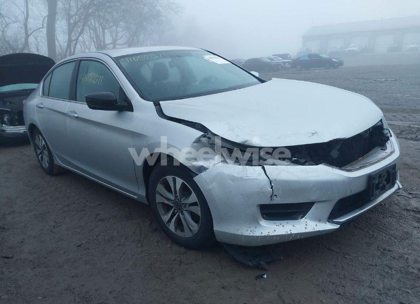 2013 Honda Accord LX (VIN 1HGCR2F30DA262621) main photo