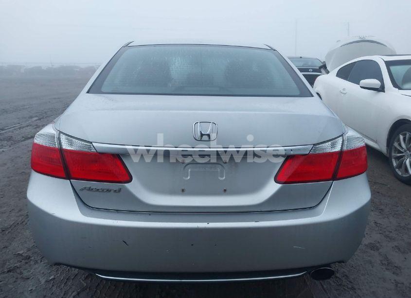 Photo 16 of 2013 Honda Accord LX (VIN 1HGCR2F30DA262621)